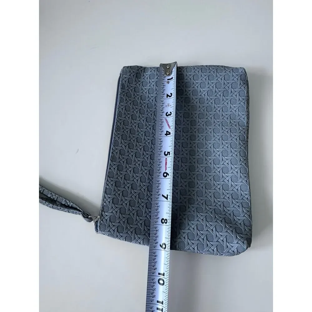 Makeup bag